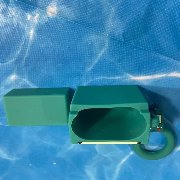 Adventure Time - BMO - AirPod Pro Gen 1 & 2 Silcone Protector Case - Picture 5 of 7